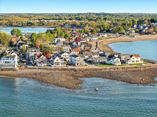 119 Fort Point Rd, North Weymouth, MA 02191