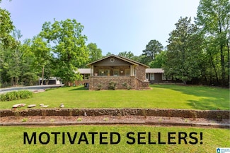 923 Cogswell Ave, Pell City, AL 35125