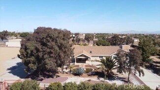 12834 Mission St, Oak Hills, CA 92344