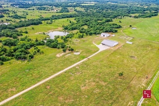 2304 Pleasant Rd, Ardmore, OK 73401