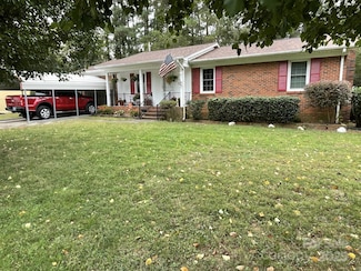 2411 Brookmeade Dr, Albemarle, NC 28001