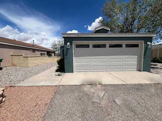 1638 Perma Dr NE, Rio Rancho, NM 87144