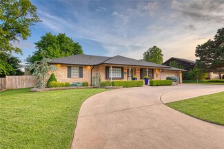 1304 Lynnwood Dr, Elk City, OK 73644