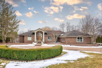 21 Sawmill Creek Trail, Saginaw, MI 48603
