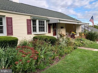 19 Beryl Rd, Paoli, PA 19301