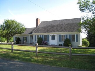 86 Seaside Ave, Dennis, MA 02638