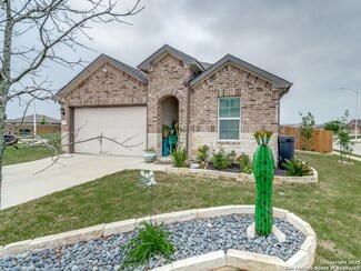 106 Half Moon Ct, San Marcos, TX 78666