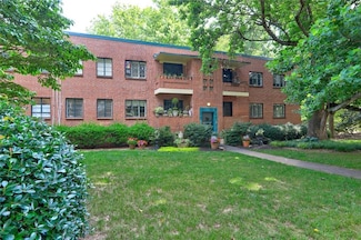 1400 Chalmette Dr NE Unit 2, Atlanta, GA 30306