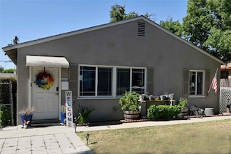 17622 Los Alimos St, Granada Hills, CA 91344
