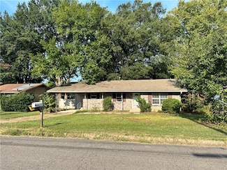 305 N Vancouver Ave, Russellville, AR 72801