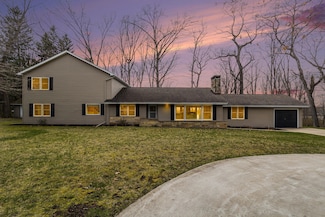 15842 Portage Rd, Vicksburg, MI 49097