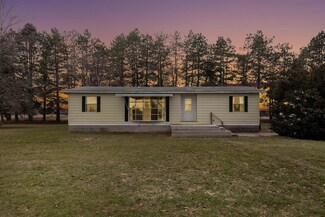 4723 Stedman Rd, Ionia, MI 48846