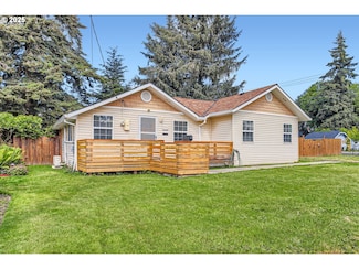 1834 C St, Forest Grove, OR 97116