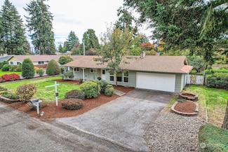 7631 Emerald Dr SW, Lakewood, WA 98498