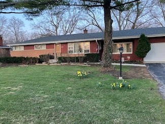 10009 Meadow Ln, Des Plaines, IL 60016