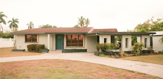 289 Coral Dr, Fort Myers, FL 33905
