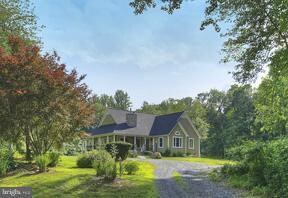 3718 Rolling Hills Dr, Delaplane, VA 20144
