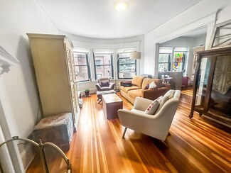 5 Winchester St Unit 201, Brookline, MA 02446