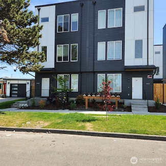 1438 E 31st St, Tacoma, WA 98404