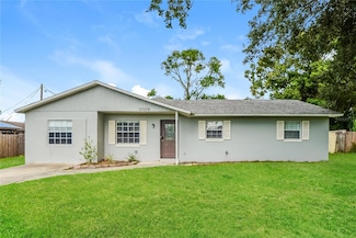 1006 Blue Horizon Dr, Deltona, FL 32725