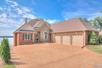 5252 The Loop, Athens, AL 35611