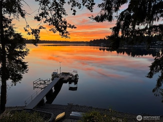22 Silcox Island, Lakewood, WA 98498