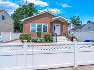 39 Mirin Ave, Roosevelt, NY 11575