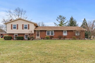 8806 Anna Ct, West Chester, OH 45069