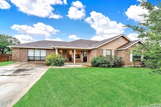 709 Voges St, Poth, TX 78147