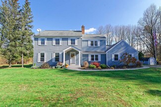 7 Timberee Ln, Valatie, NY 12184
