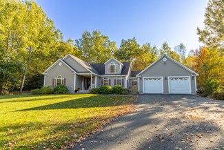 61 Erica Ln, Bowdoin, ME 04287