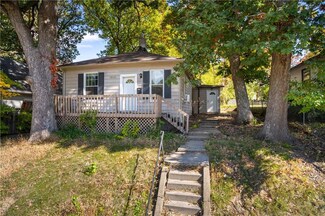 1515 34th St, Des Moines, IA 50311