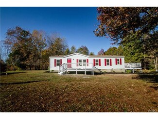 12600 Willow Oaks Ln, Wilsons, VA 23894