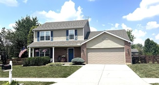 2 Sparrow Ln, Amelia, OH 45102