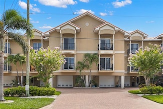 300 Capri Blvd Unit 3, Treasure Island, FL 33706