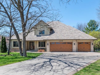 11838 Alder St NW, Coon Rapids, MN 55448