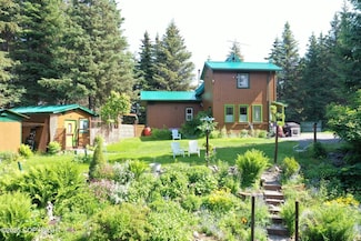 1630 Garden Park Dr, Homer, AK 99603