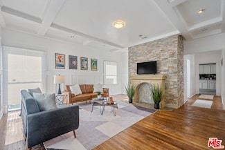 1234 W 39th Place, Los Angeles, CA 90037