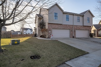 2319 Callard Ln, Normal, IL 61761