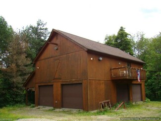 16771 Hart Rd, Montville, OH 44064
