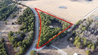 9023 Strawberry Rd, Houston, MO 65483