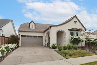 3021 Baldwin St, Sacramento, CA 95818