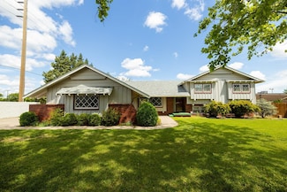 8002 E Lynwood St, Wichita, KS 67207
