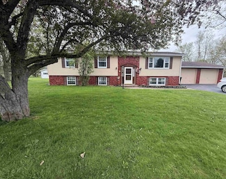 3 Crary Dr, Canton, NY 13617