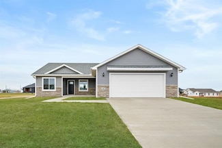 1580 NW Parkside Ln, Waukee, IA 50263