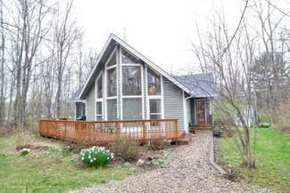 8820 Blackhawk Dr Unit 12, Lakeside, MI 49116