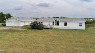 2460 High Country Dr N, Mandan, ND 58554