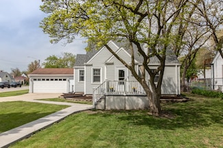 100 N Caryl Ave, Northlake, IL 60164