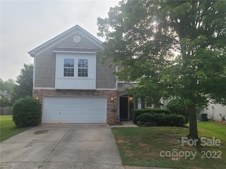 2713 Markham Woods Ct, Charlotte, NC 28214
