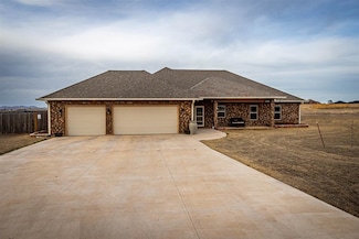 8830 SW Sun Valley Dr, Lawton, OK 73505